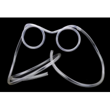 Paille en forme de lunettes